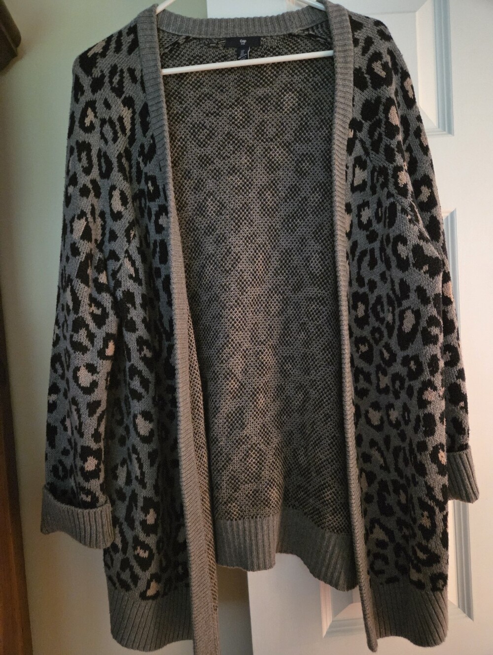Gap Cozy Leopard Open-Front Cardigan Sweater - Gray Good